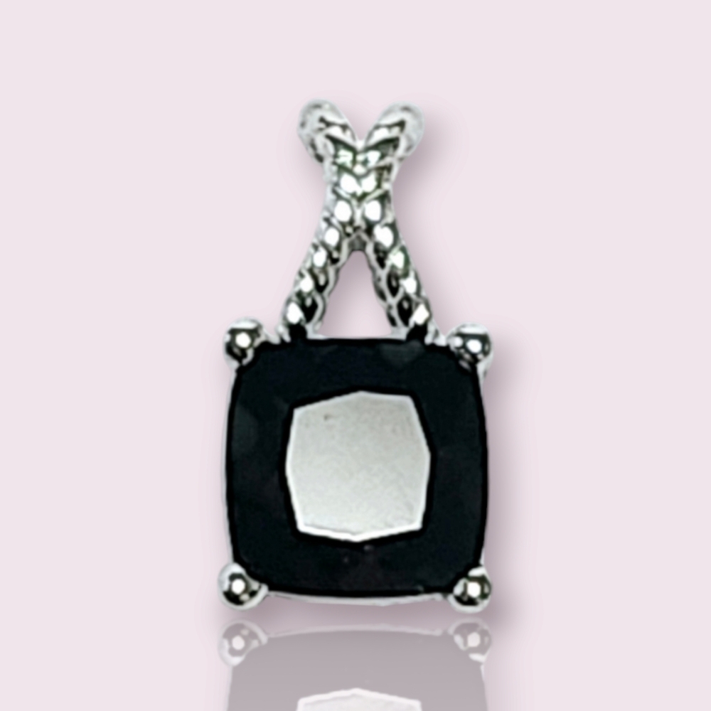 1.00 ct Topaz cushion Silver Pendant
